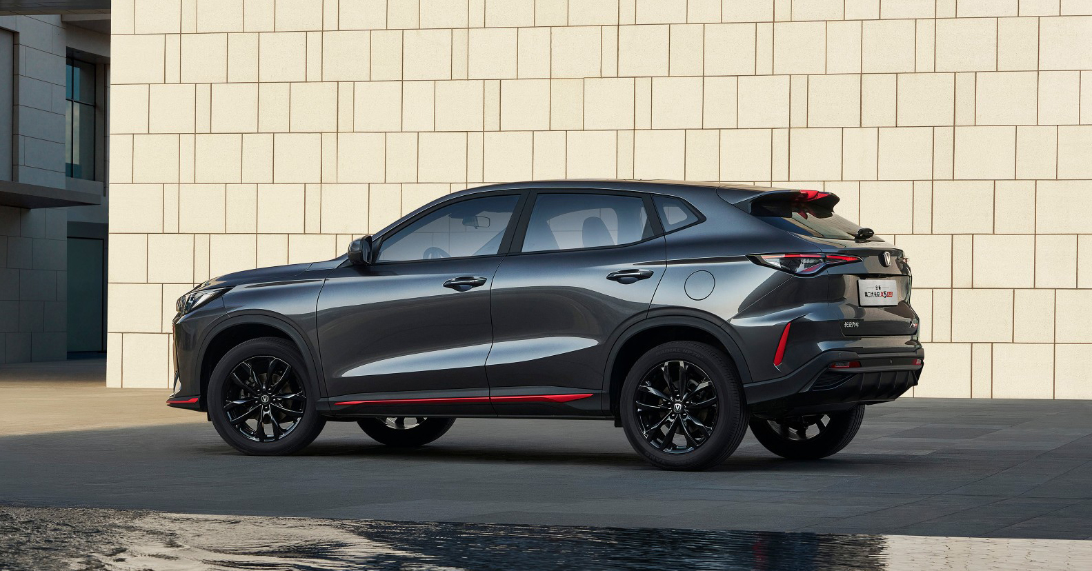 中国人保携手蛟河市华盛融汇汽车线上嘉年华